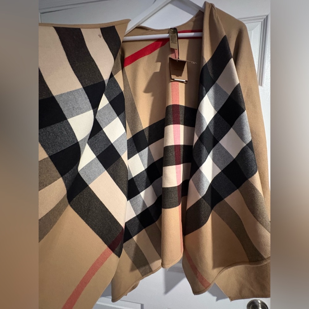 NWT Burberry Reversible Charlotte Cape - Picture 8 of 12